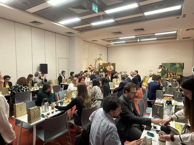 茶香四溢,文化共融--中國茶道文化走進希臘國家電網